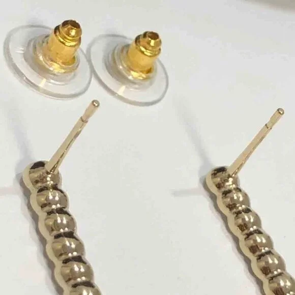 CHANEL CC Logos Rhinestone Arrow Stud Earrings Gold Tone B23C Auth w/Box - Picture 12 of 16